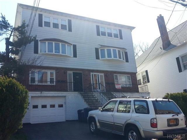 54 Pine St, Yonkers, NY 10701 - photo 1