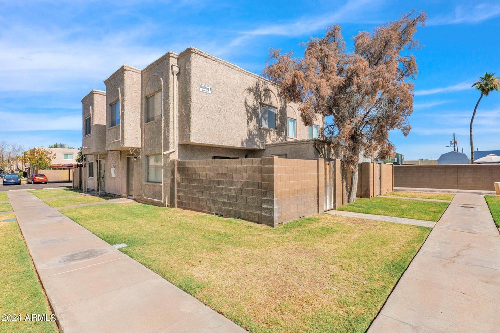 Welcome Home to Your Mid-Mesa Retreat