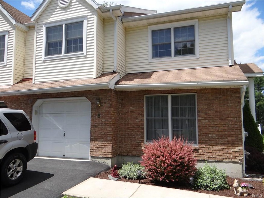 5 Cambridge Ct, Highland, NY 12528 - photo 1