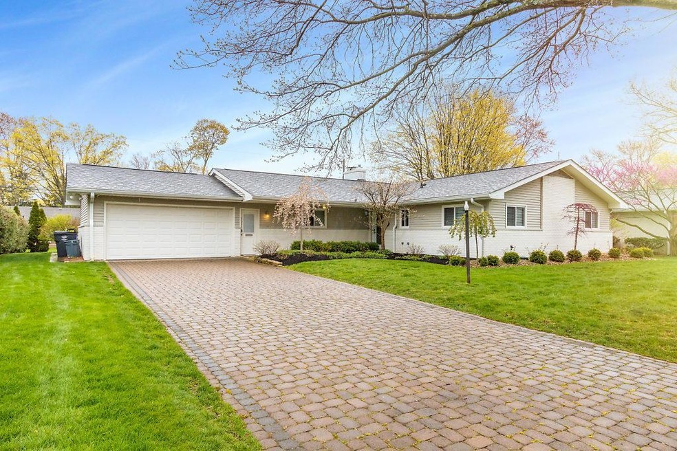 3082 BEMBRIDGE RD (Exterior Re-Shoot)-2-