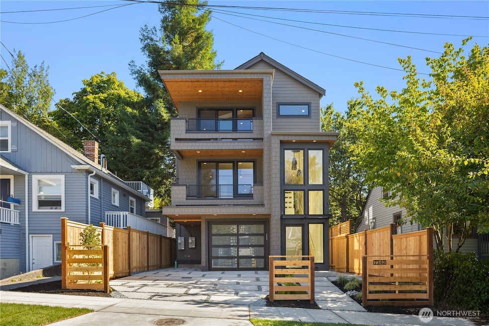 For Sale $2,498,000 • Co-Listing Agent