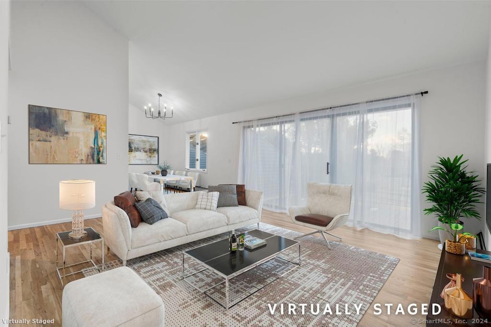 Beautiful bright living room access to balcony