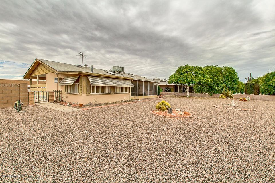 10401 N Balboa Dr, Sun City, AZ 85351 - photo 1