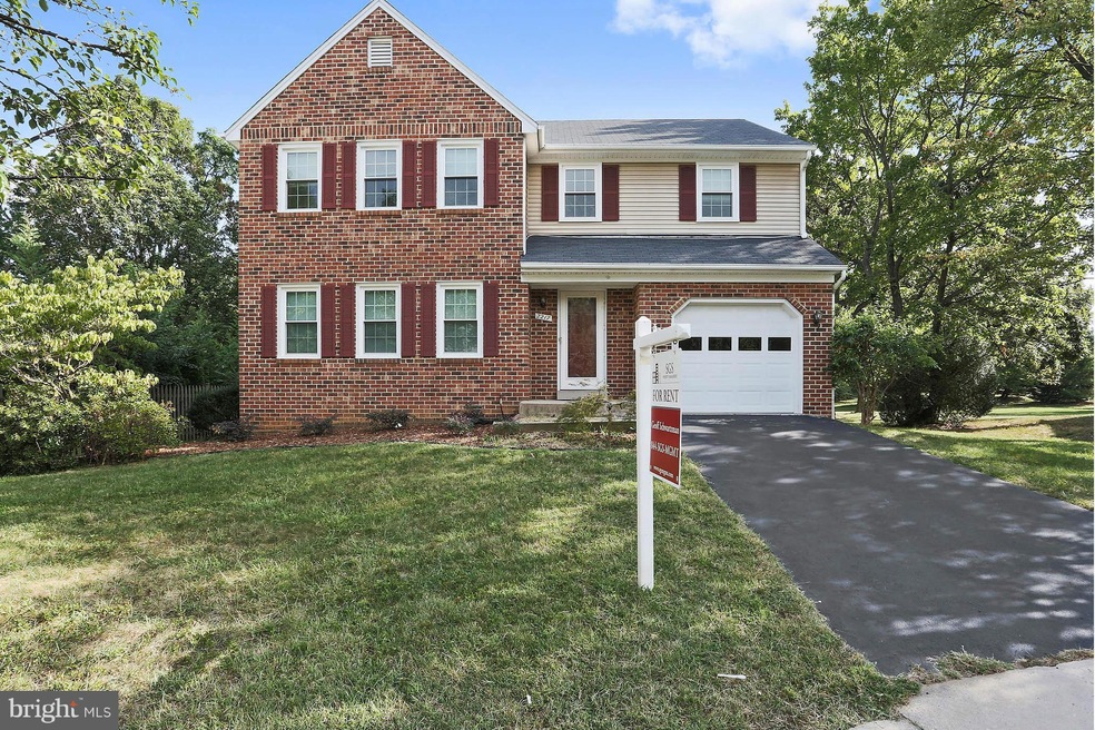 2217 Cedar Mill Ct, Vienna, VA 22182 - photo 1