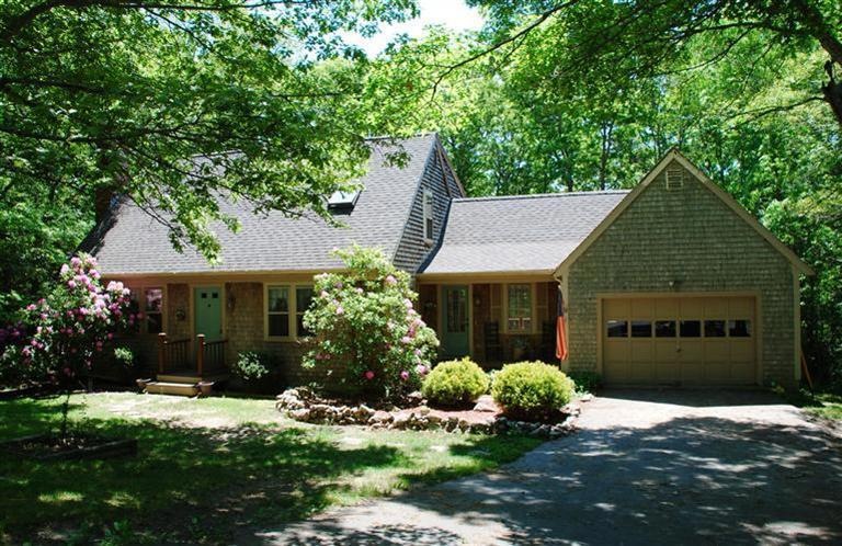 4 Hoxie Ln, Sandwich, MA 02563 - photo 1