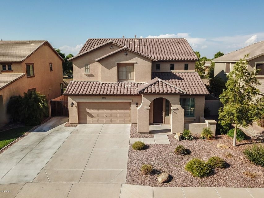 4580 E Hazeltine Way