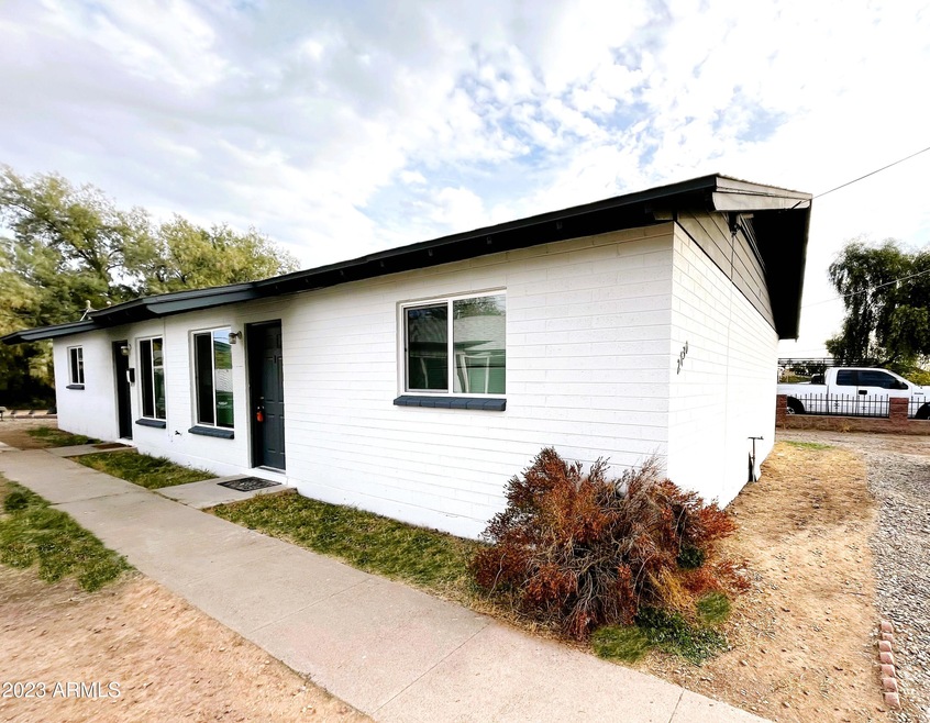 2730 E Willetta St unit 1, Phoenix, AZ 85008 - photo 1