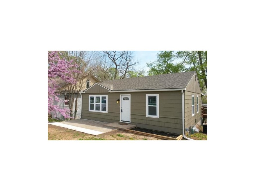New Roof/Windows/Guters/front door/ and landscapin