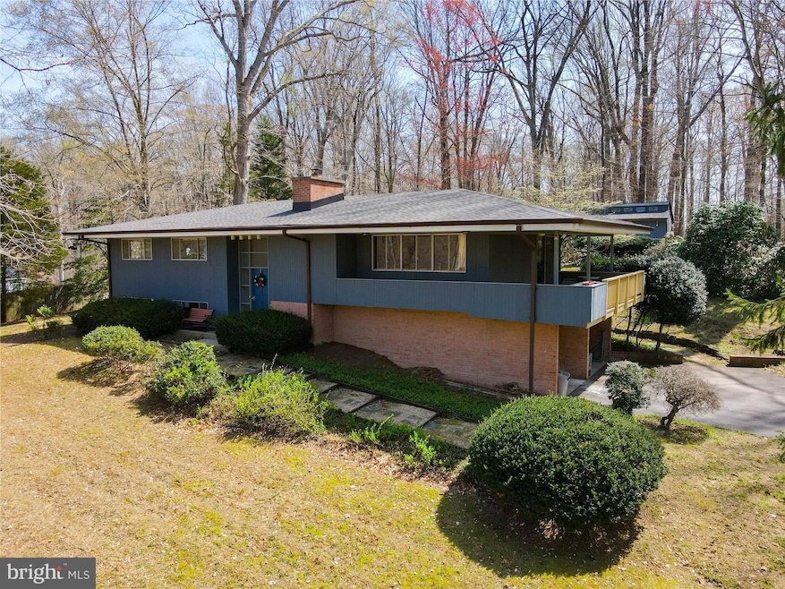 9457 Boyds Turn Rd, Owings, MD 20736 - photo 1