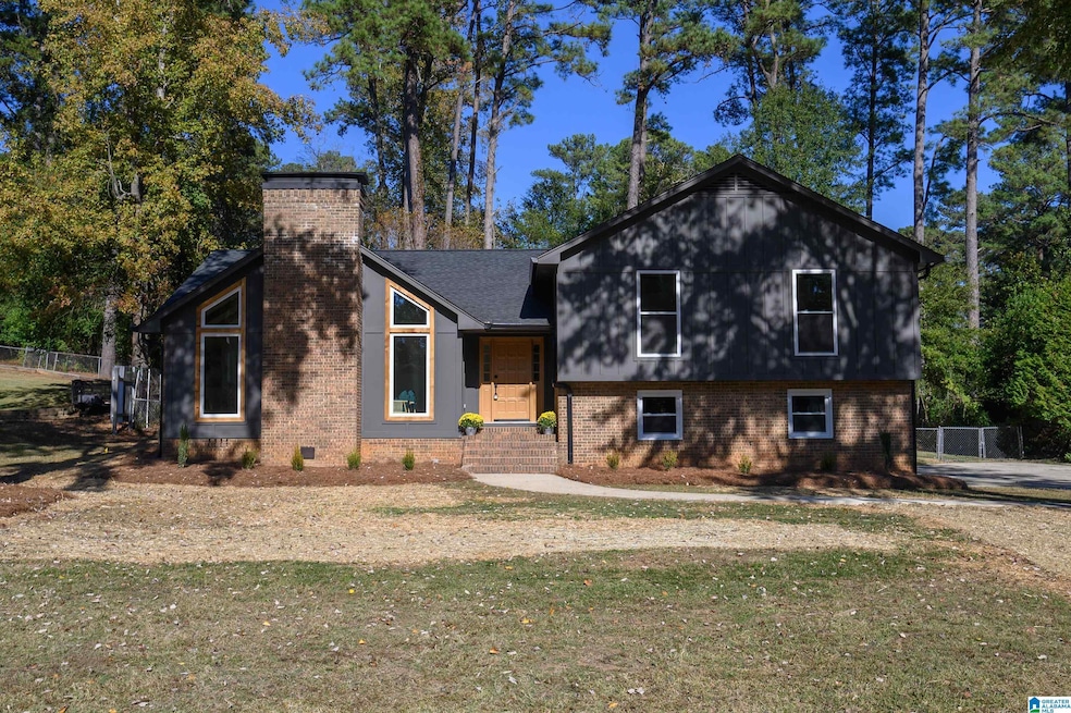 5105 Hollow Log Ln, Birmingham, AL 35244 - photo 1