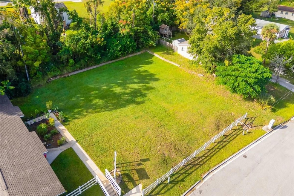 747 Roane Rd, Clermont, FL 34711 - photo 1