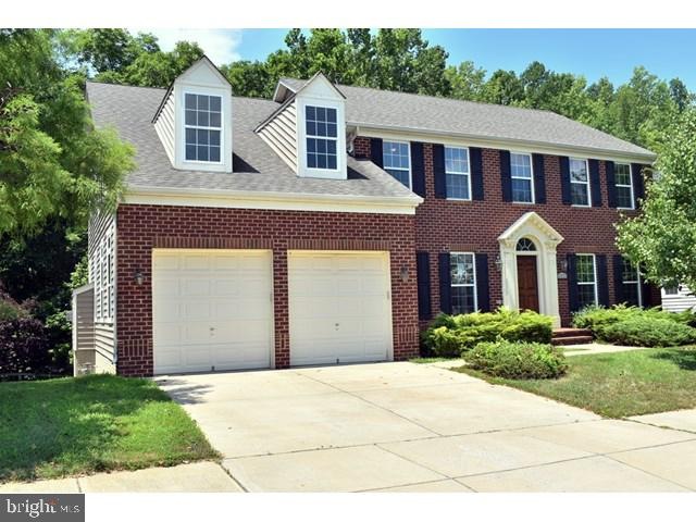 2221 Lake Forest Dr, Upper Marlboro, MD 20774 - photo 1