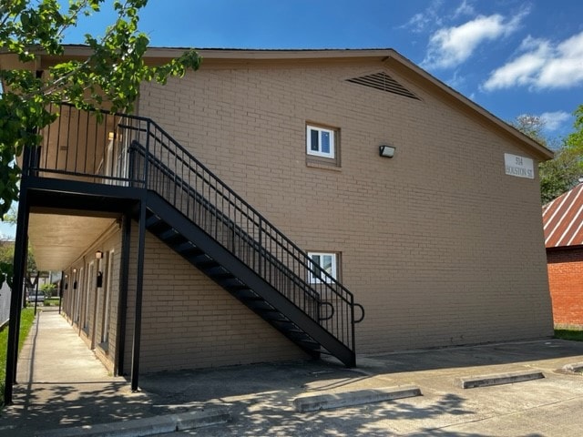 514 Houston St unit 3, Rosenberg, TX 77471 - photo 1