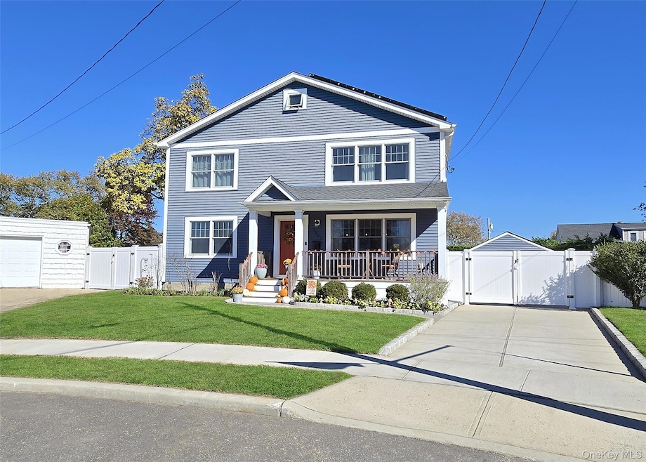 3067 Xavier Ct, Oceanside, NY 11572 - photo 1