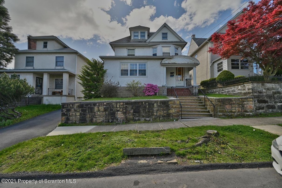 2027 Prospect Ave, Scranton, PA 18505 - photo 1