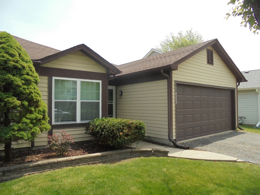 1823 Shetland Rd, Naperville, IL 60565 - photo 1