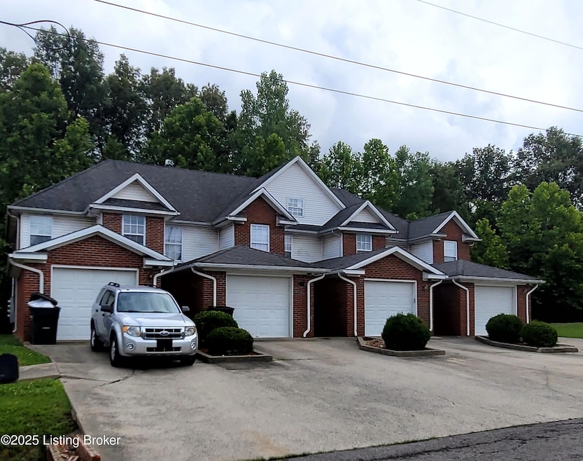 Under Contract $500,000 • Co-Listing Agent