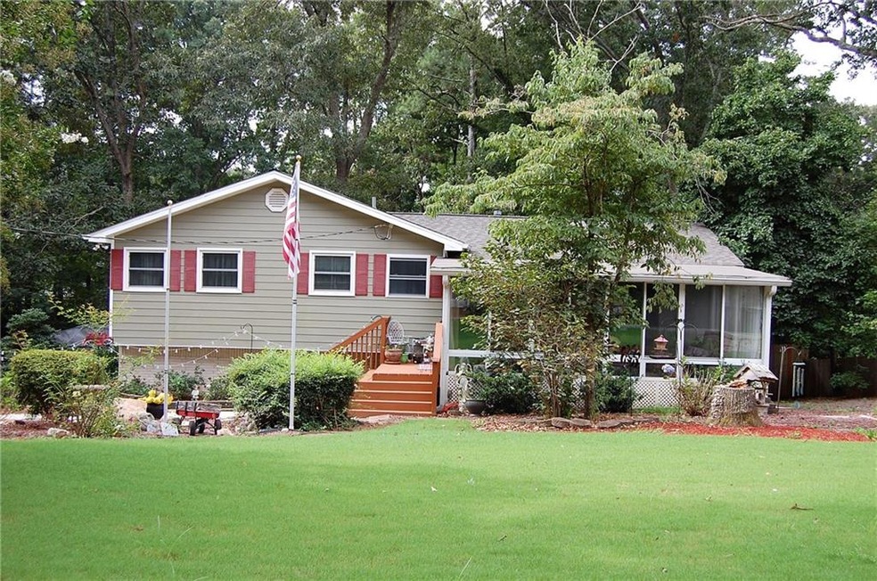 1805 W Elmwood Dr, Acworth, GA 30102 - photo 1