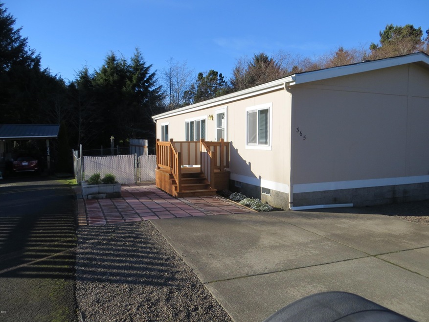 365 SE Neptune Ave, Lincoln City, OR 97367 - photo 1