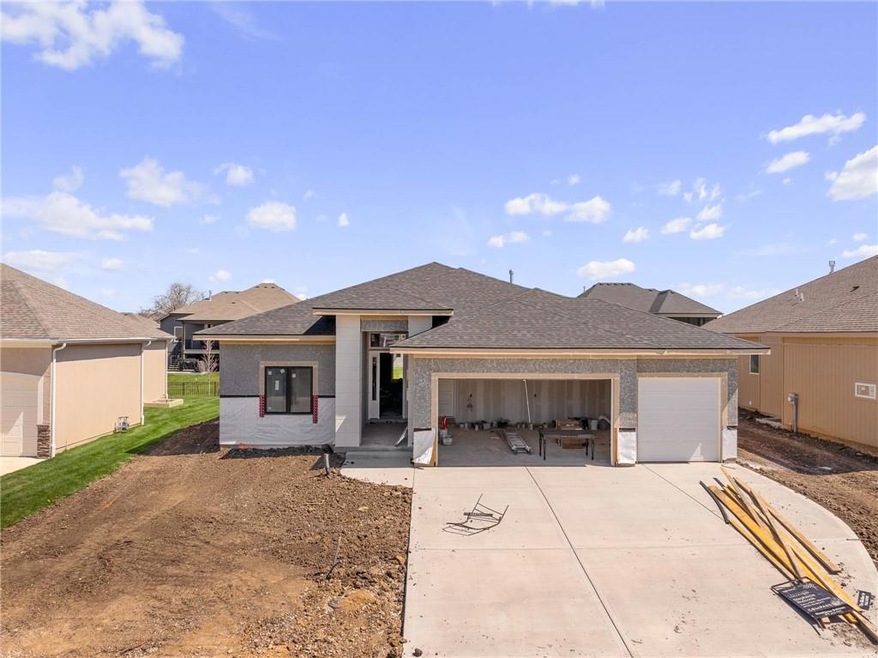 9313 Saddletop St, Lenexa, KS 66227 - photo 1