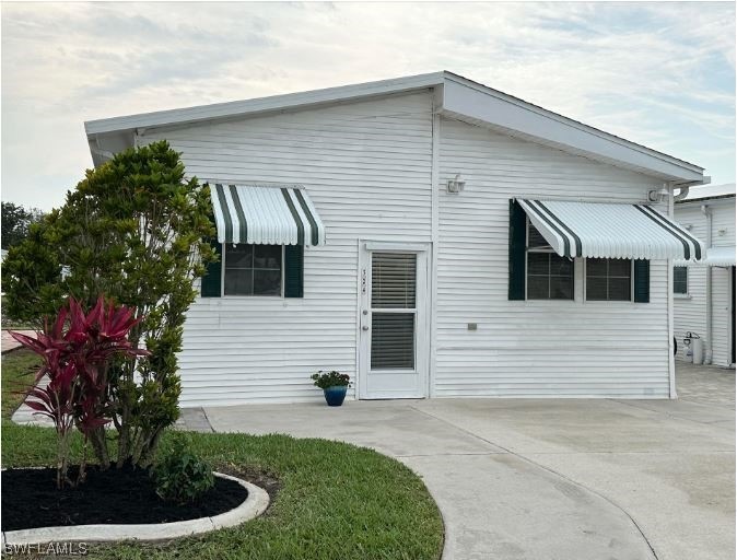 324 Imperial Wildern Blvd unit 324, Naples, FL 34114 - photo 1