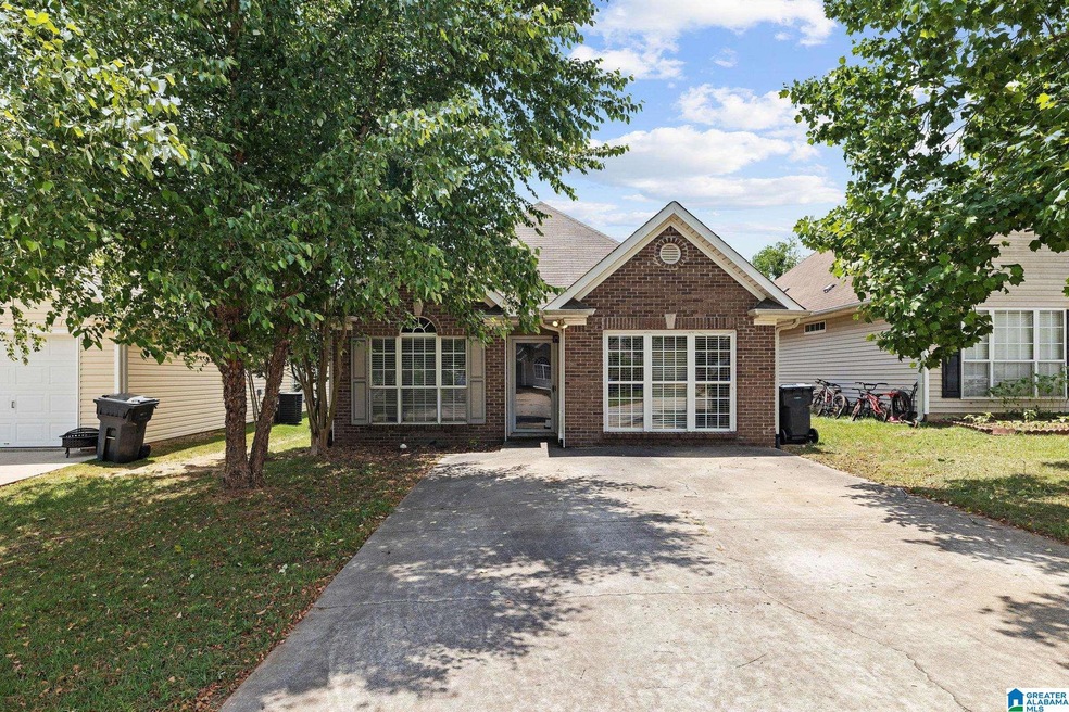 161 Flagstone Ln, Calera, AL 35040 - photo 1