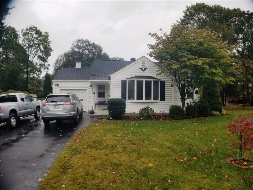15 Brook St, Barrington, RI 02806 - photo 1