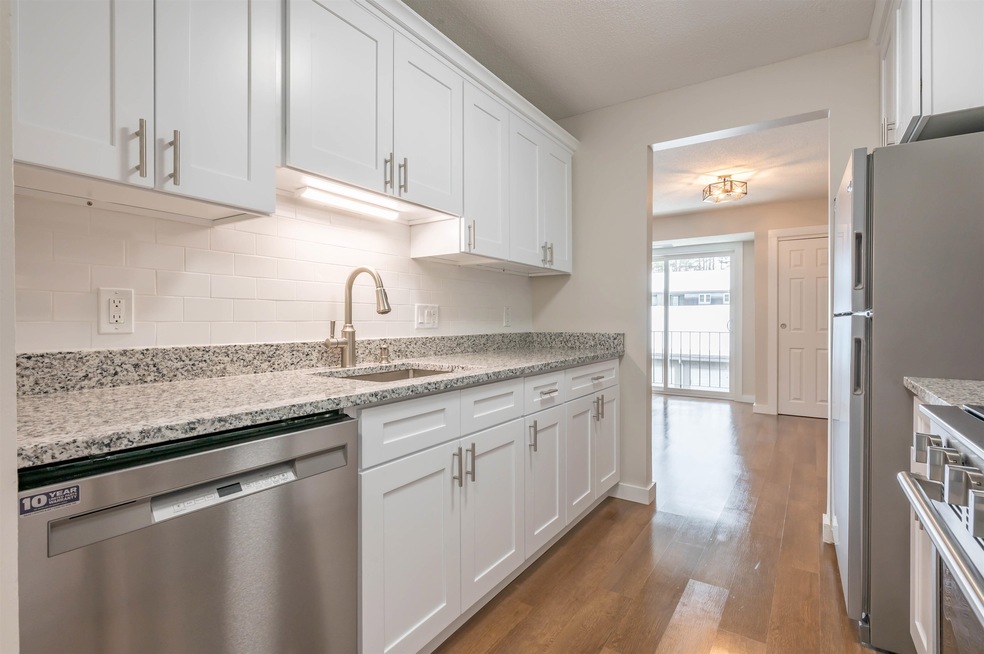 5 Blackstone Dr unit U12, Nashua, NH 03063 - photo 1