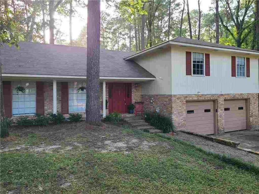 105 Iris Cir, Pineville, LA 71360 - photo 1