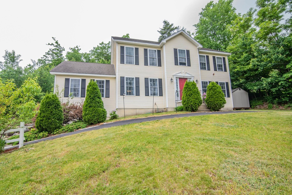 73 Pine St, Hooksett, NH 03106 - photo 1