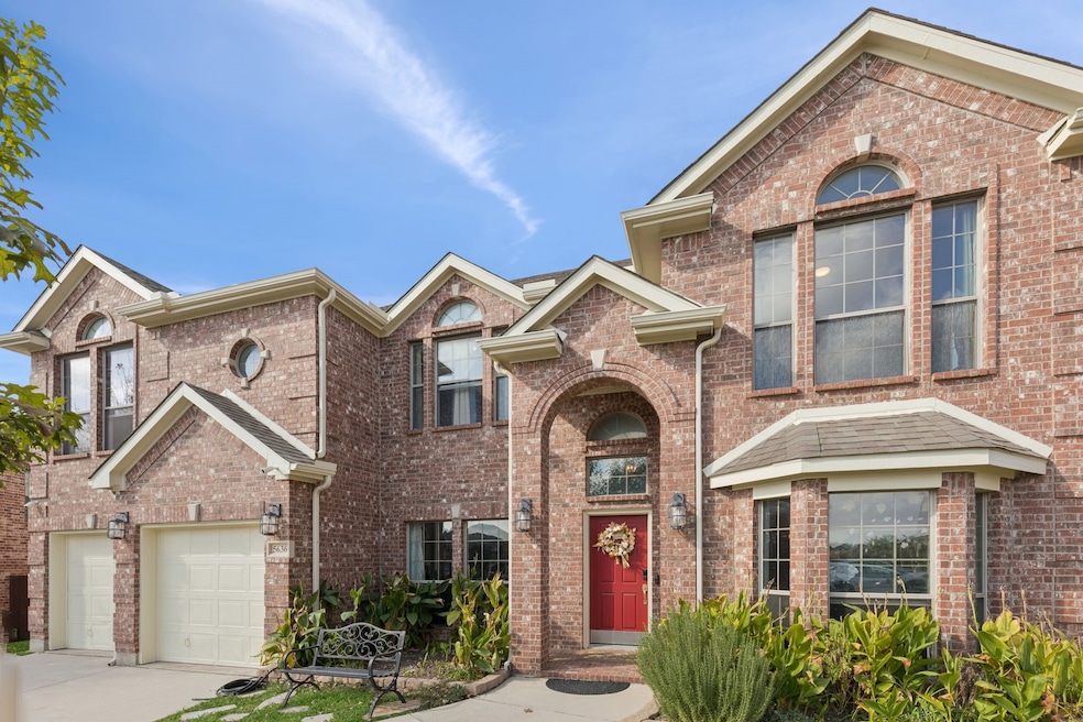 5636 Wills Creek Ln, Fort Worth, TX 76179 - photo 1