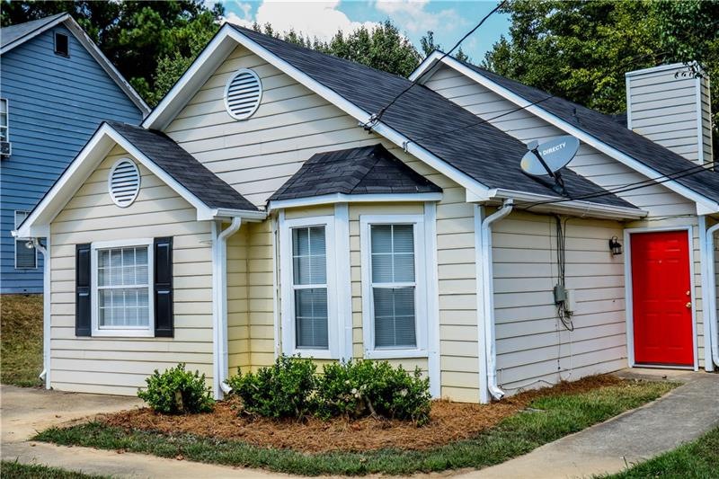Adorable cottage with wonderful curb appeal