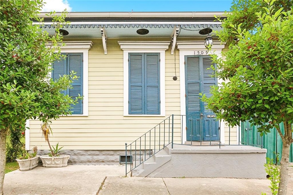 1509 N Derbigny St, New Orleans, LA 70116 - photo 1