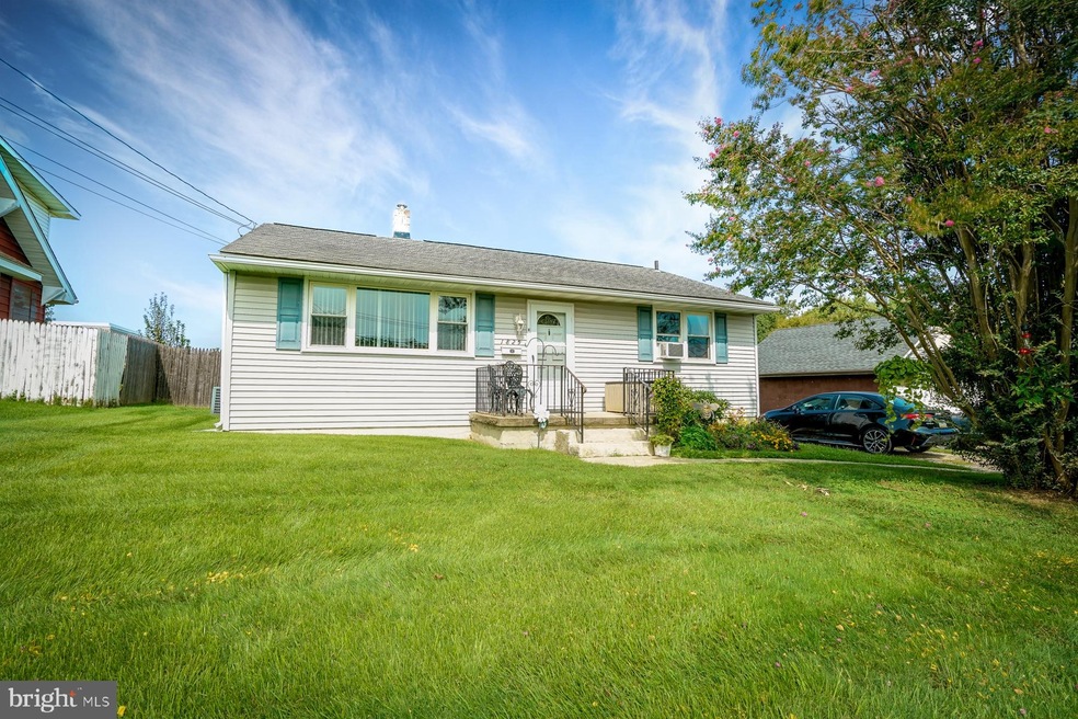 1825 5th Ave, Folsom, PA 19033 - photo 1