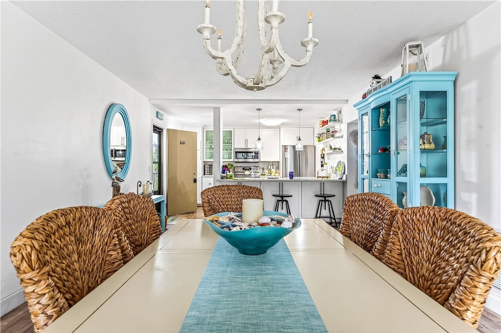 Under Contract $249,900