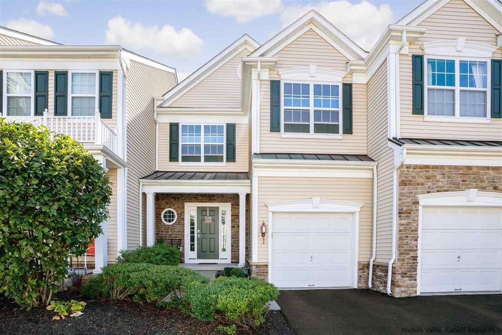 30 Banbury Way unit 1204, Newburgh, NY 12550 - photo 1