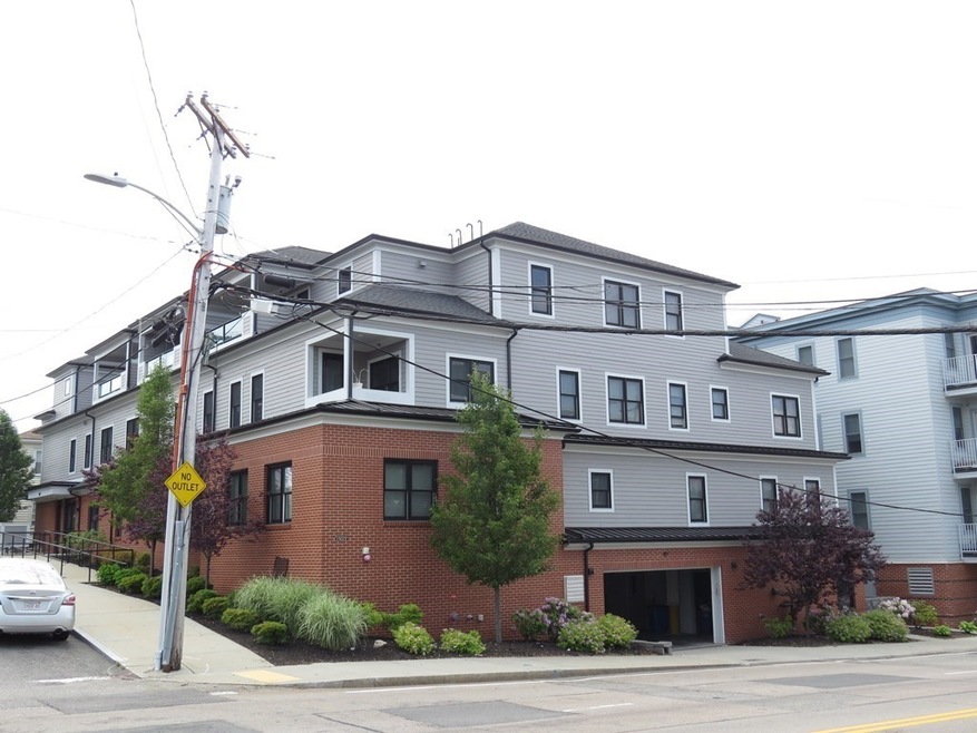 157 Hancock St unit 14, Quincy, MA 02171 - photo 1