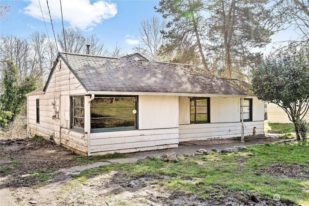 13242 40th Ave S, Tukwila, WA 98168 - photo 1