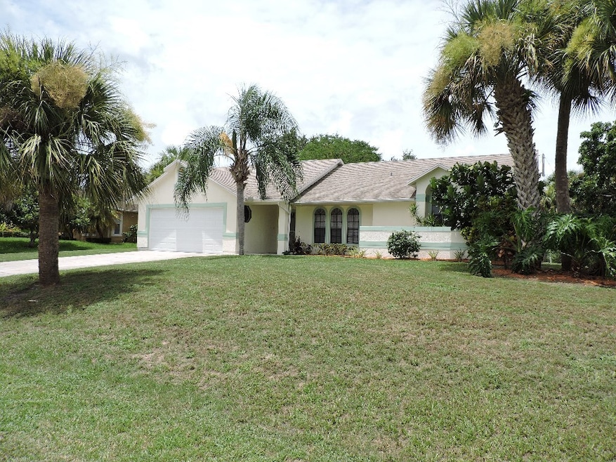 104 Redgrave Dr, Sebastian, FL 32958 - photo 1