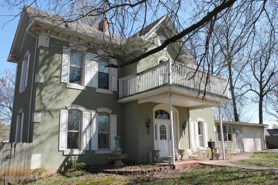 303 E. 6th St