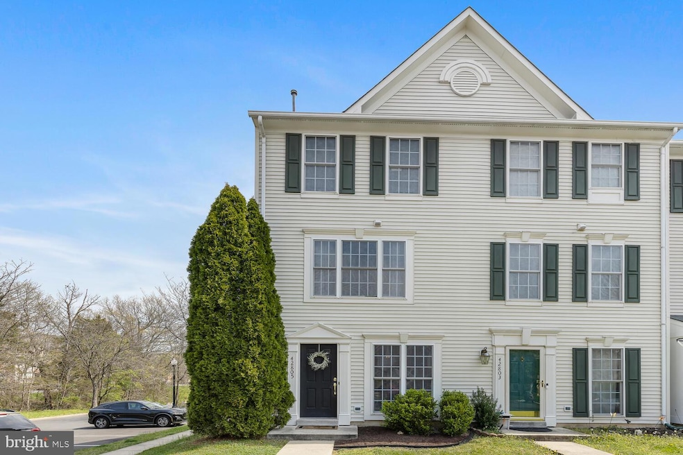 42805 Pilgrim Square, Chantilly, VA 20152 - photo 1