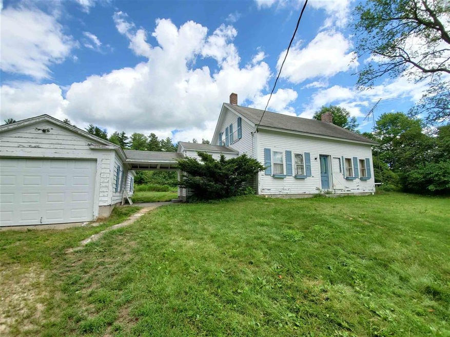 627 Tuttle Hill Rd, Orange, NH 03741 - photo 1