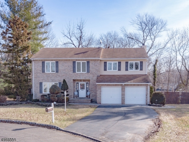 4 Nancy Ct, Wayne, NJ 07470 - photo 1