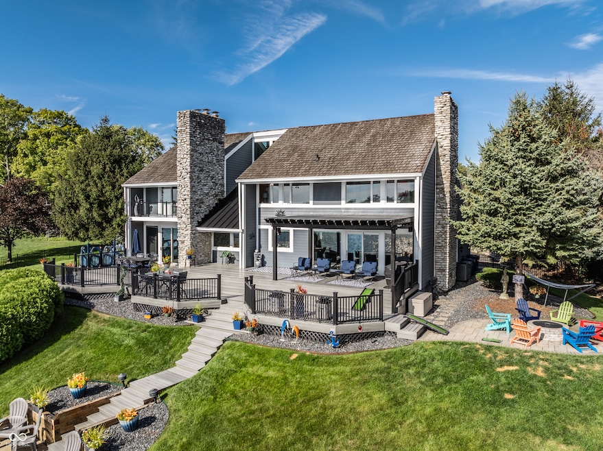 Sold $1,590,000 • Co-Listing Agent