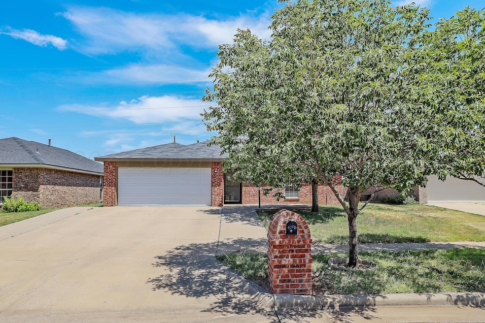 For Rent $1,550/month