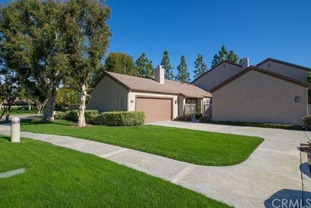 Single-story 2-bedroom Woodbridge home