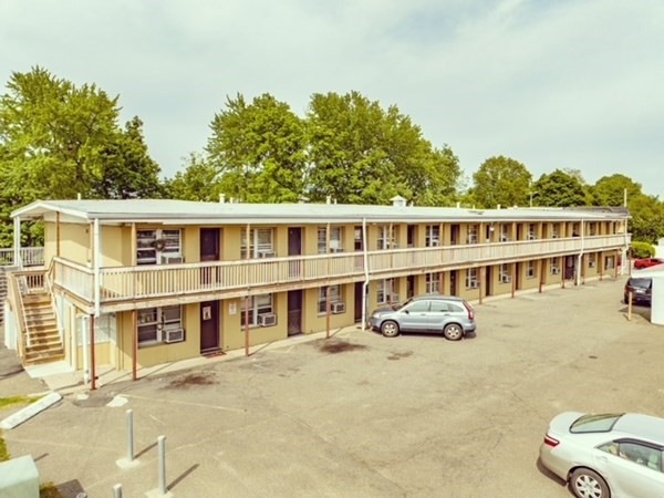 97 Winsor St unit 23, Ludlow, MA 01056 - photo 1