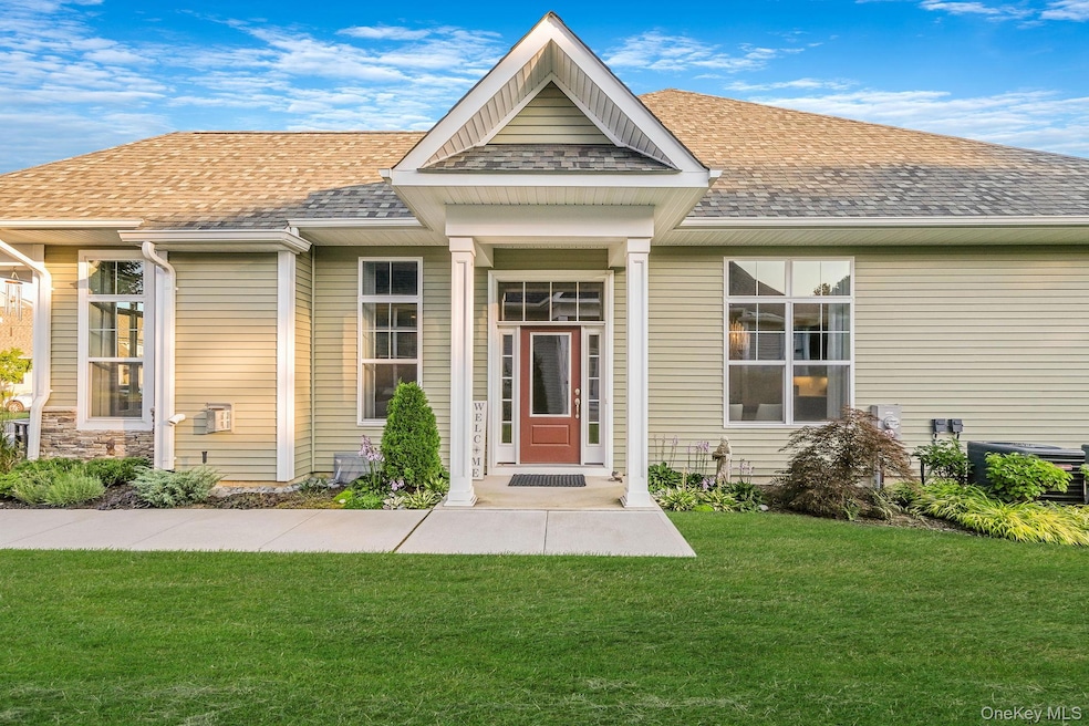 208 Belmont Cir, Yaphank, NY 11980 - photo 1