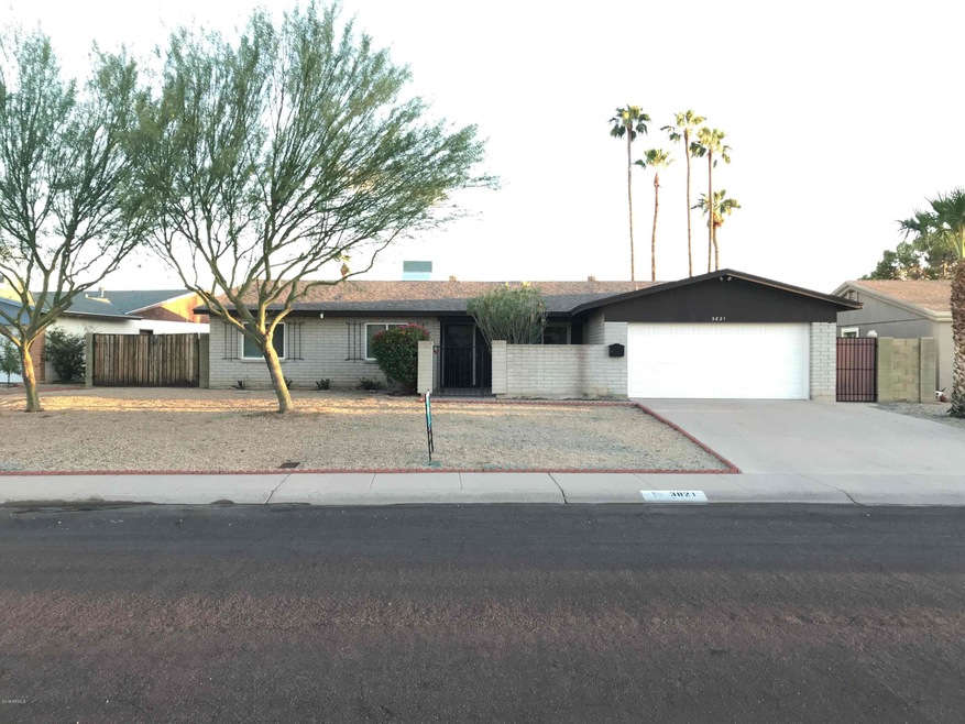 3821 W Hatcher Rd, Phoenix, AZ 85051 - photo 1