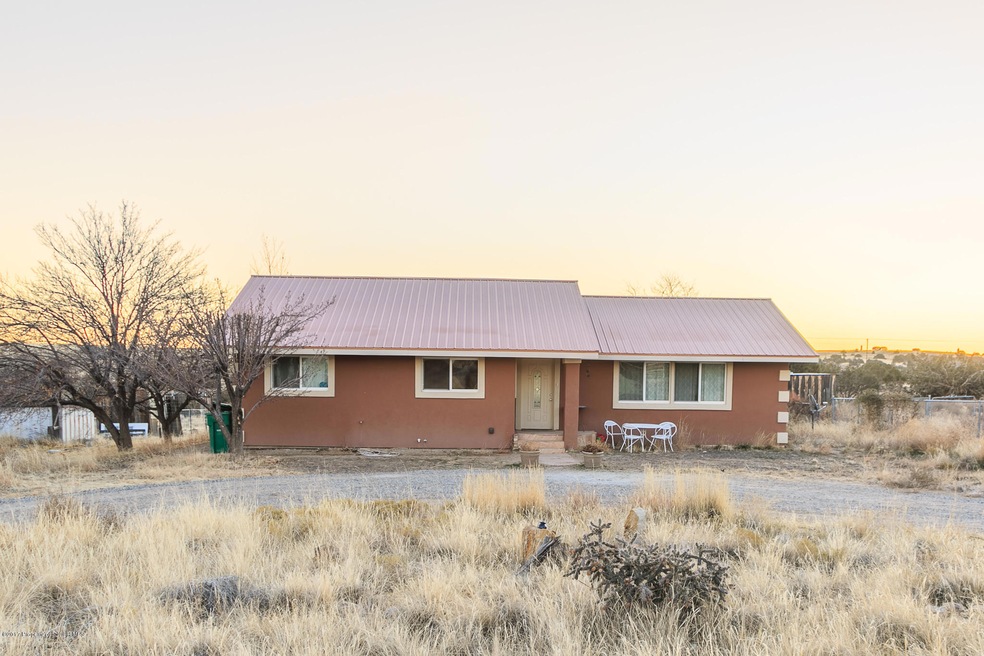 22 Road 3775, Farmington, NM 87401 - photo 1